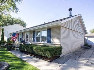 334 Homer Ave, Romeoville, IL 60446