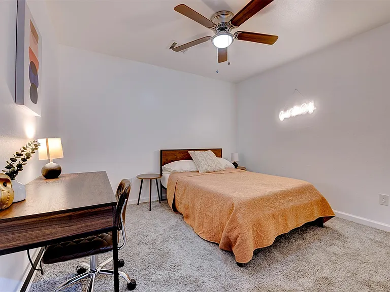 2631 Stevens St — Photo 14
