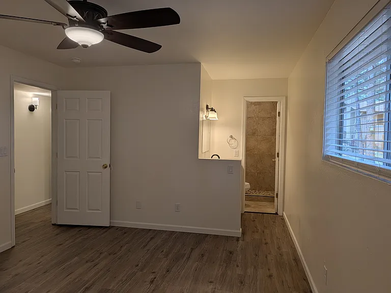 4350 N Country Club Dr — Photo 11