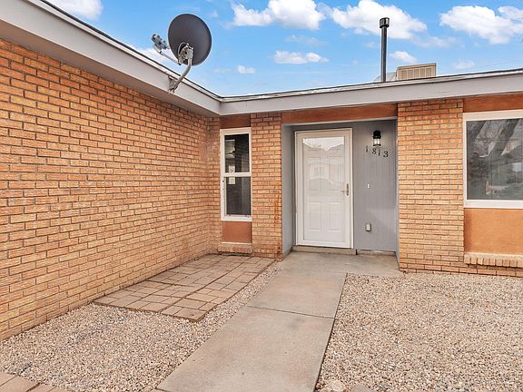 4th image of 1813 Sandler Ct NE