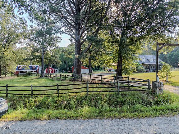 3rd image of 347 Curt Dowdy Rd #1