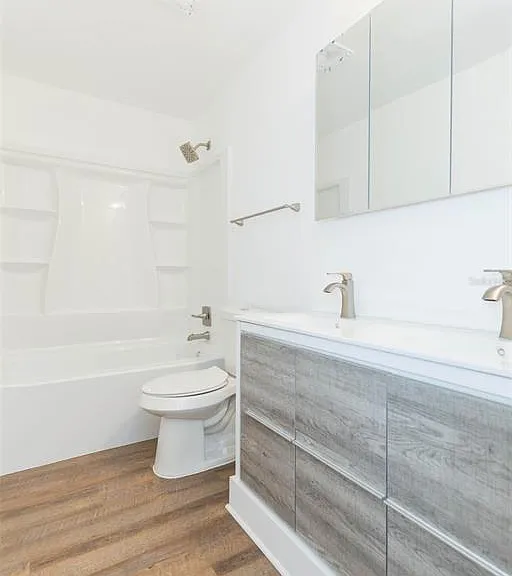 8510 N Tampa St #B — Photo 7