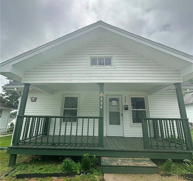 1st image of 604 W Bristol Street