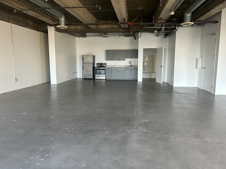 2404 Wilshire Blvd #5C — Photo 4