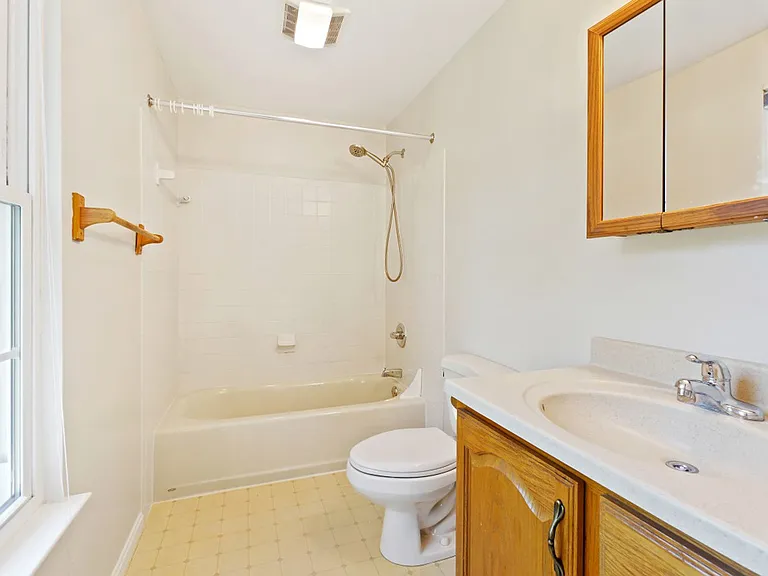 4515 Boastfield Ln — Photo 26