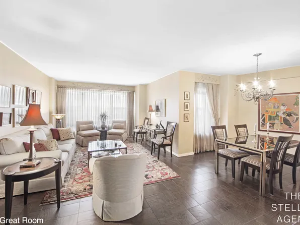 1170 Ocean Parkway image 1 of 22