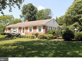 24 Saint Davids Rd, Cherry Hill, NJ 08002