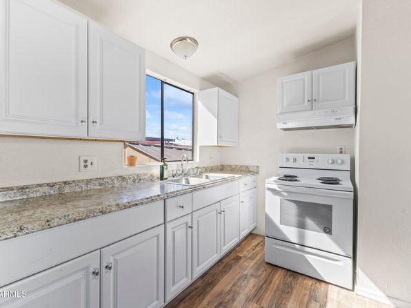 6227 N Litchfield Rd TRAILER 37, Litchfield Park, AZ 85340