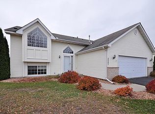 2083 Pheasant Run St, Shakopee, MN 55379