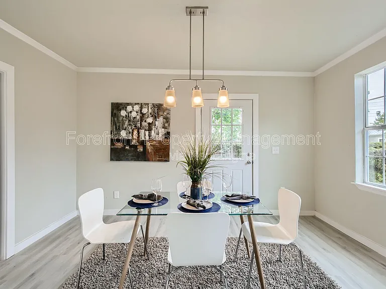 517 Hicks Ave — Photo 13