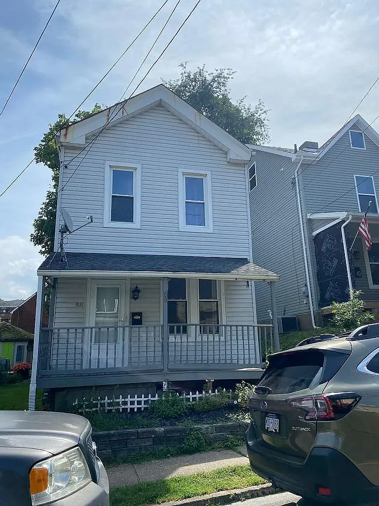 2 bed, 1326 sqft, $1,350 — Photo 1