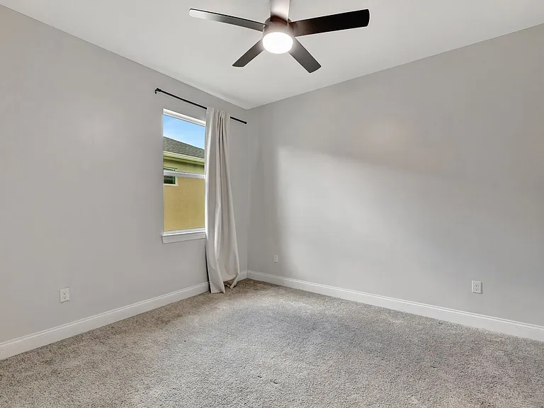 8606 Dahlia Cir — Photo 24