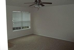 4th image of 13306 Gerngross Ln