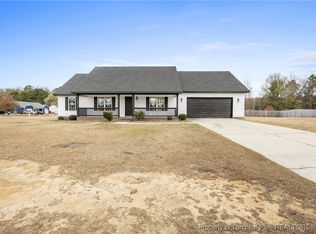 122 Tanner Loop, Raeford, NC 28376