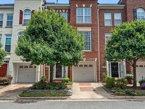 2nd image of 5247 Tancreti Ln