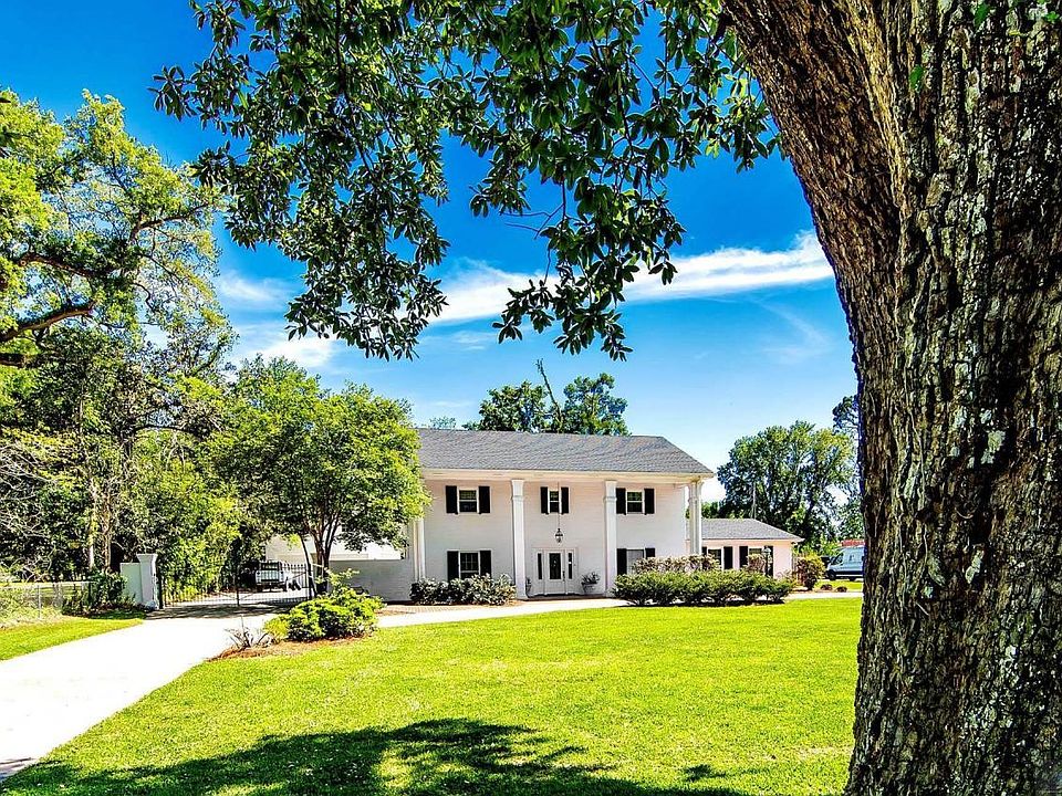 1st image of 3319 Bayou Black Dr