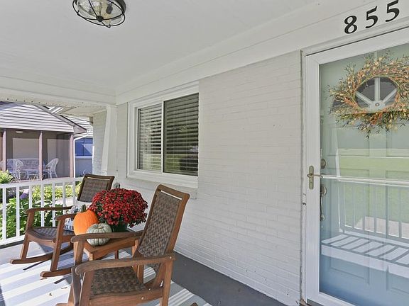 3rd image of 855 Wayland Ct SE