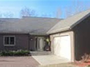 10353 E Lakeview Rd, Poplar, WI 54864