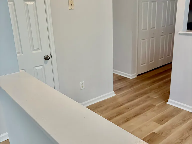 10 Kilburn Ln — Photo 19