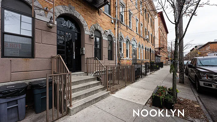 Rented by Nooklyn NYC LLC | media 19