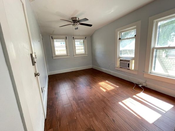 608 E Anderson St FLOOR 3