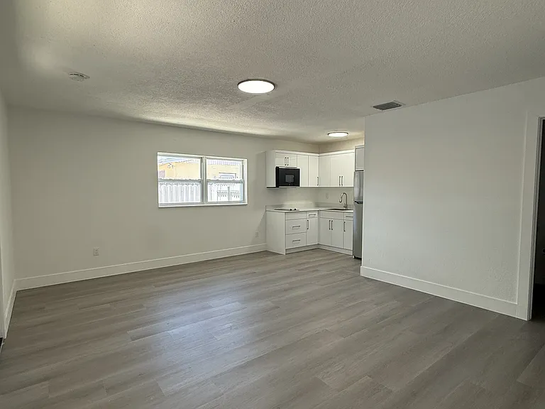 17130 NW 51st Pl #1 — Photo 9