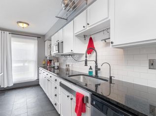 910 6th St S APT 1, Hopkins, MN 55343