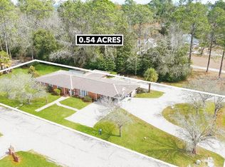 701 Smallee St, Alma, GA 31510