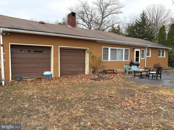 2415 Winslow Rd, Williamstown, NJ 08094