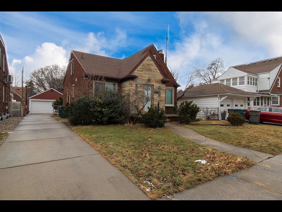 2nd image of 7907 W Morrow Cir