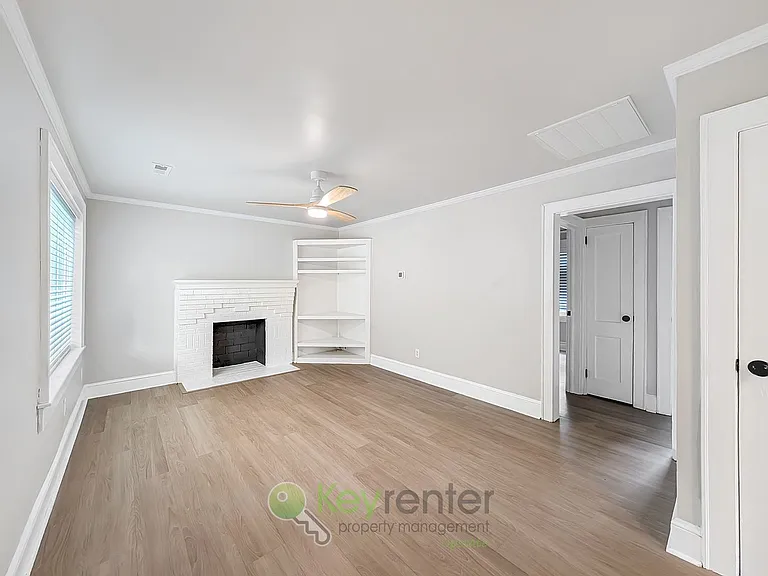 102 Woodville Ave — Photo 3