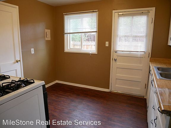 4th image of 2824 W Uintah St #3516251