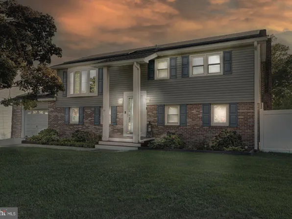 43 Jefferson Rd, Pennsville, NJ 08070