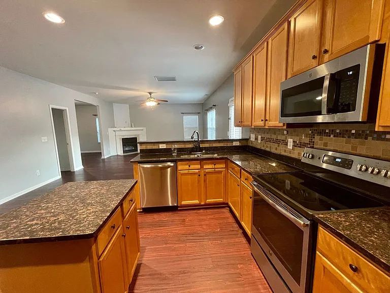 5537 Stowe Derby Dr — Photo 8