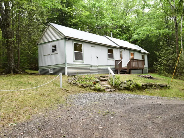 12 Turkey Lane, Canton, ME 04221