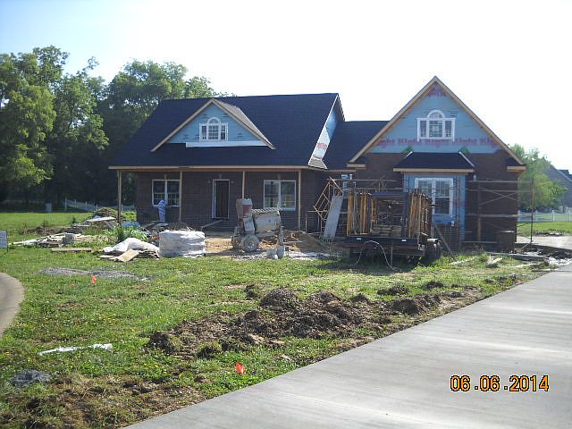 1st image of 713 N Fairview Ct