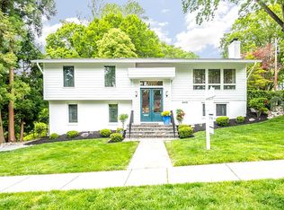 6401 Rockhurst Rd, Bethesda, MD 20817