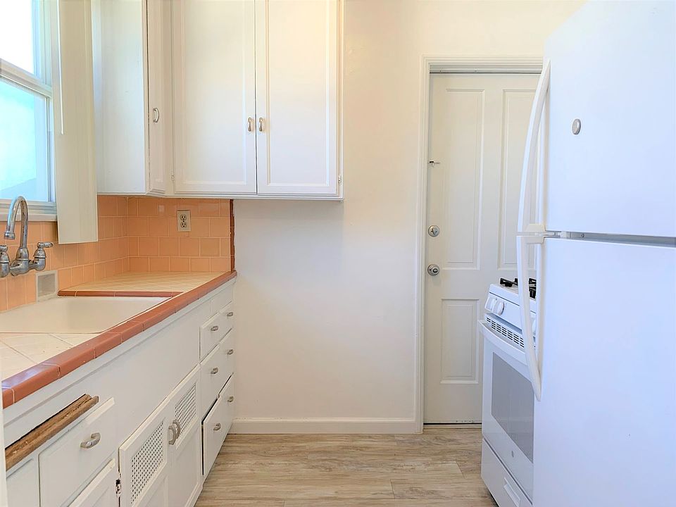 1st image of 4462 Illinois St #4466