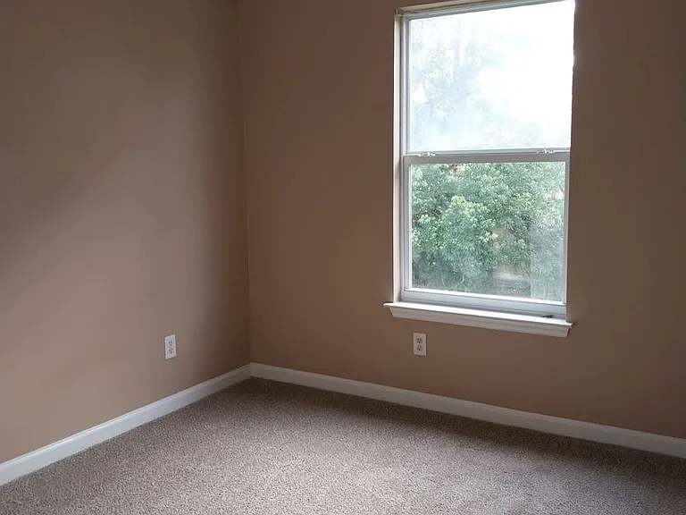 208 Callaway Chase Ln — Photo 32
