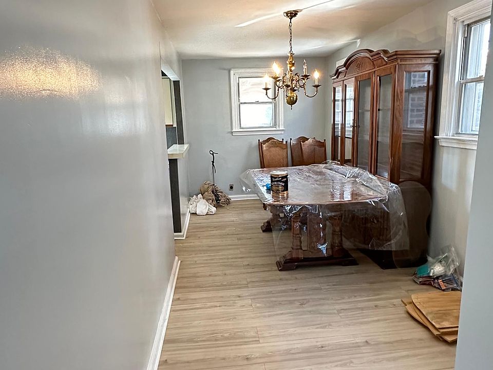 2nd image of 1120 Friendship St