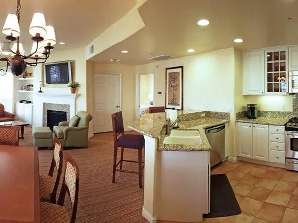 45245 Seeley Dr APT 17H, La Quinta, CA 92253