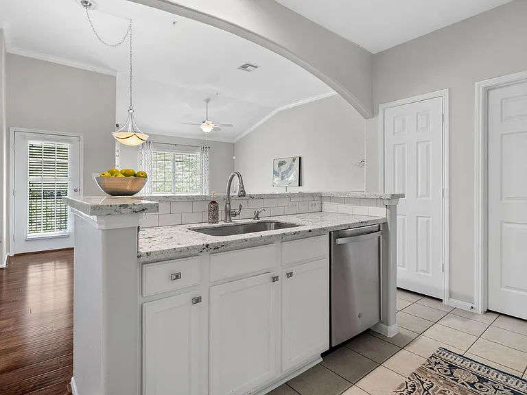 6607 Lake Woodlands Dr #633 — Photo 16