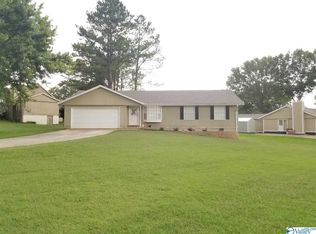 102 Greenfield Rd, Florence, AL 35633