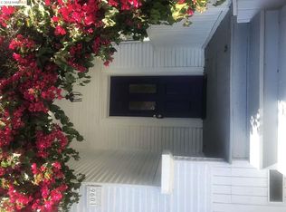 1096 67th St, Oakland, CA 94608