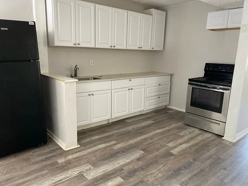 3 bed, 2.0 bath, 1224 sqft, $1,050 — Photo 4