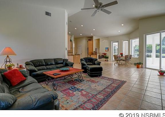 5th image of 808 Silk Oak Ct