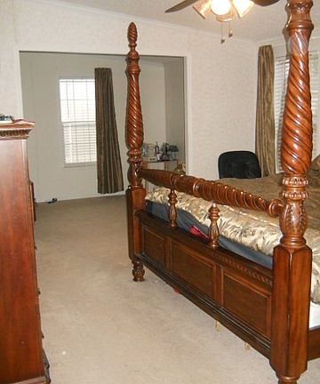 2nd image of 11057 Peninsula Ln