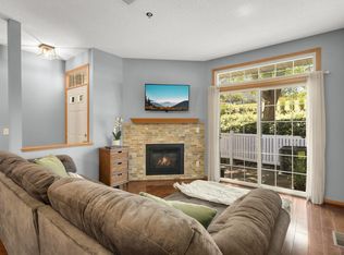 13533 Carmody Dr, Eden Prairie, MN 55344
