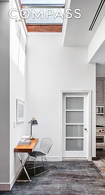 Sold by Compass | media 21