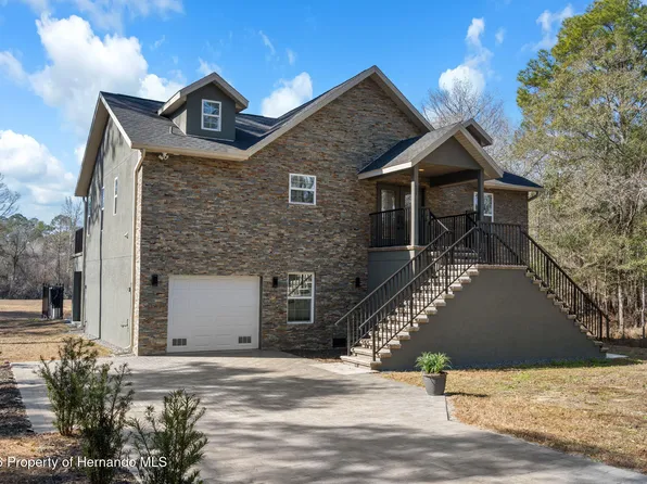 7235 N Canal St, Webster, FL 33597